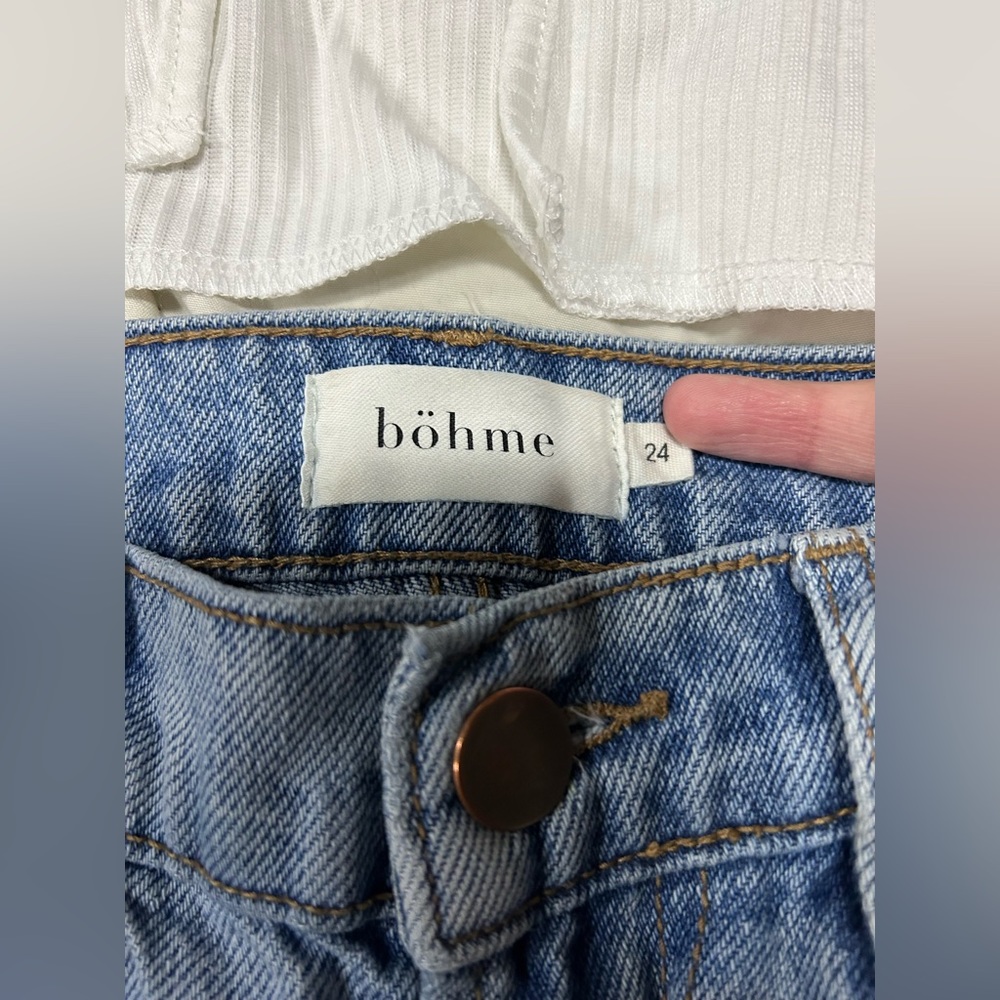 Jeans - Picture 2 of 3